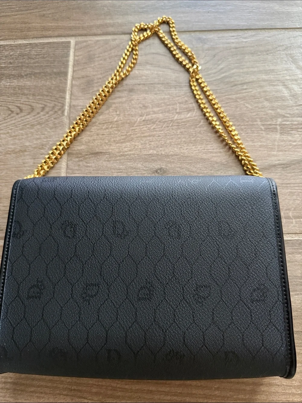 Dior sleek black